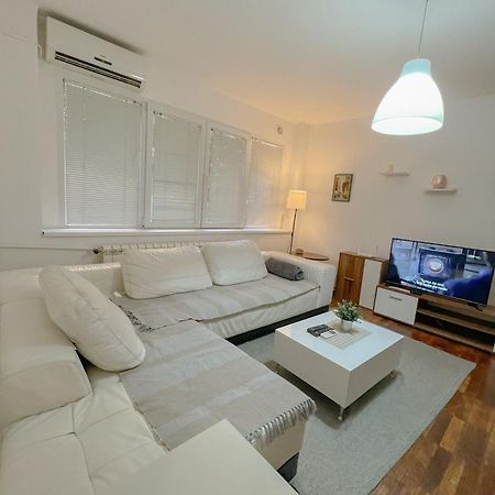 Slavija Mcd Apartment Beograd Eksteriør billede